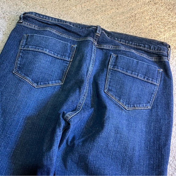 EUC Old Navy Boot Cut Sweetheart Jeans, Size 16 - Picture 6 of 7